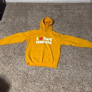 i heart hot moms real Danny Duncan hoodie